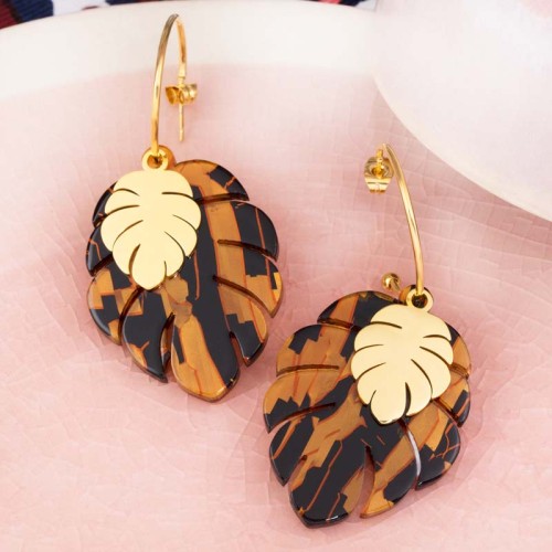 Earrings WILD NATURE STEEL TIGER Beige Gold Hoop earrings Tiger leaf pendant Stainless steel gilded with fine gold Resins